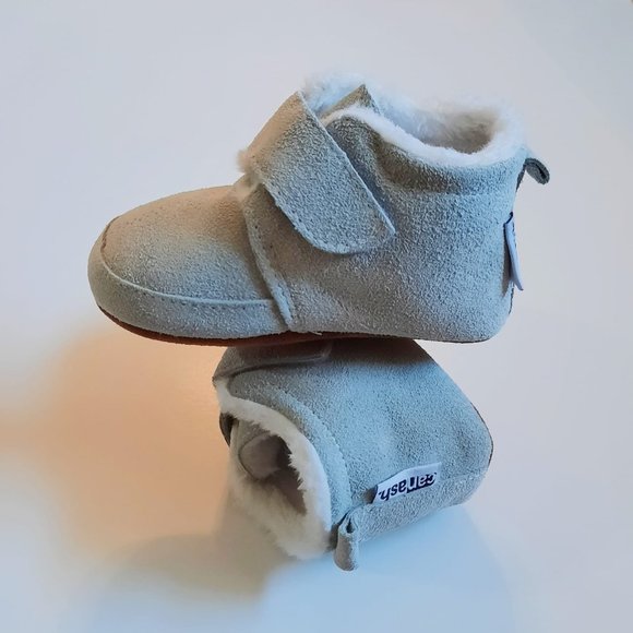 GRAY BABY TODDLER GIRL BOY LEATHER BOOTS - Picture 1 of 7